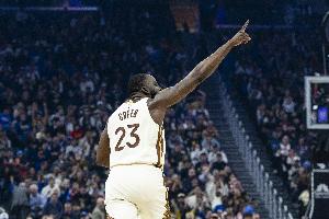 追梦：我们多人缺阵&三名双向球员打了很久 火箭全阵容 这胜利爽