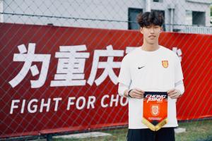 转会费685万！铜梁龙19岁门将姚浩洋首秀连续神扑+果断出击解围