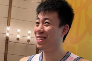 推荐家乡美食！赵睿：地三鲜 张镇麟：锅包肉、鸡架、冻梨刺身