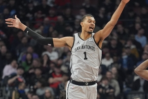 文班：我身上无任何酸痛&这说明我很健康 两天休息后我将恢复如初