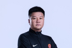 奋进 · 2026 | 辽宁铁人中超元年定妆照