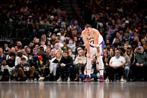 霍里：乔丹&科比&奥拉朱旺都攻防一体 为什么东契奇做不到呢