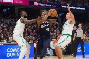 骑媒：季后赛最大对手并非活塞&尼克斯 绿军优势正好对上骑士弱点