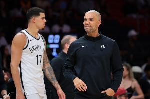 干票大的！篮网末节逆转东部第一活塞 止住联盟现存最长10连败