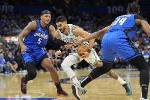 班凯罗：我想到过塔图姆会比预期更早复出 他对每个人都是种激励