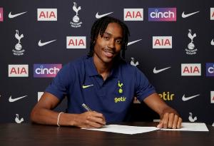 米体：尤文有意热刺边后卫斯彭斯，卡卢卢或坎比亚索有可能离队