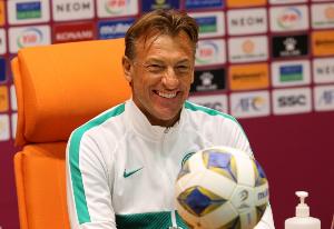 沙特主帅：沙特球员比赛机会少是最大挑战 目标是晋级世界杯16强