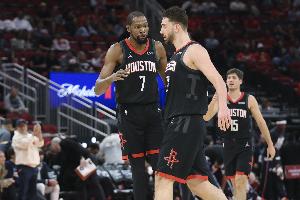 火箭狂输36分！排名跌至西部第四 并送湖人坐上第三！