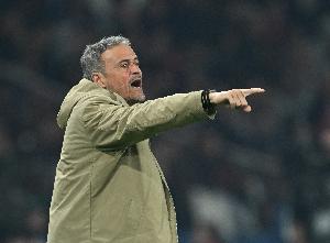 评论员：巴黎充分利用了板凳深度，关键时刻有人能够挺身而出