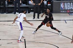 韦德：事情没按预期发生就会被挑刺 比如阿德巴约&湖人园区冠军