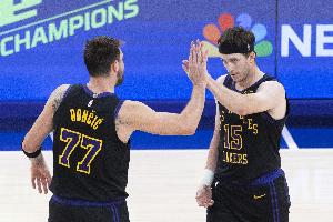 仅次拉塞尔！东契奇单赛季命中201记三分 超里夫斯升至队史第二