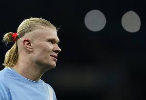 罗马诺：巴萨与哈兰德没有任何形式的接触，哈兰德完全专注于曼城