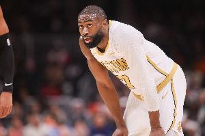 尽力局！杰伦·布朗出战近41分钟空砍34分6板7助2断 下半场25分