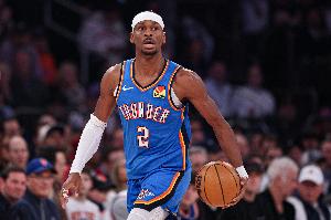 奥拉迪波：亚历山大连续127场得分20+ 真正的传奇2️⃣