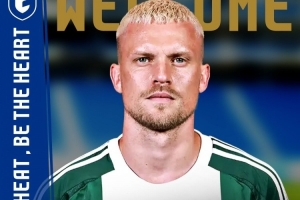 官方：大阪钢巴官宣签下32岁前德国国脚后卫菲利普·马克斯