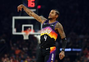 状态很好！杰伦·格林三分再中 已砍30分创赛季新高