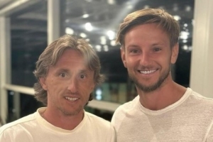 拉基蒂奇：莫德里奇身体状态还像个小伙子，至少能再踢两三个赛季