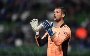 德媒：拜仁门将位置人员告急，一线队3位门将都伤了