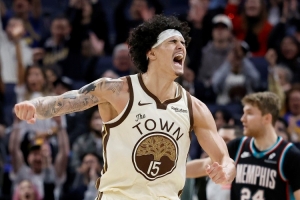 全能前锋初具雏形？桑托斯过去六场：场均18.2分6.3板4.8助1.3断