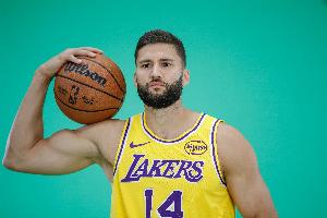 明日再战火箭！湖人伤病报告：克莱伯继续缺阵