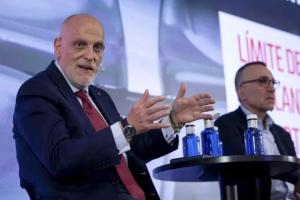 特巴斯：今天你们没问我英超的问题，是因为昨天2支英超队出局？