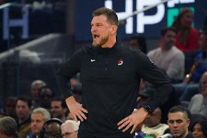 斯普利特：现在能打的球员更多了 很难给每个人都分配足够的时间