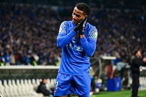 记者：米内罗、李可、吴曦随申花出发北京，盖伊难赶上京沪大战