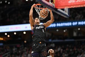 伊戈达罗：最后应切断文班路线或换防守方式 他投进了高难度进球