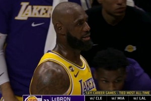 历史第一！詹姆斯出场数组成：骑士849场+热火294场+湖人468场