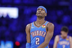 伊戈达拉：亚历山大没哨子照样能得分 他不是碰瓷型球员