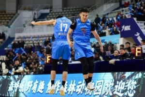 青山不改  来日方长