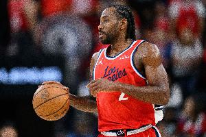 场均28.2分6.4板！快船客战独行侠 伦纳德升级为出战比赛