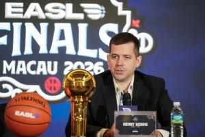 东超CEO李小龙：下赛季计划扩军至16支球队 仍在邀请CBA球队参赛