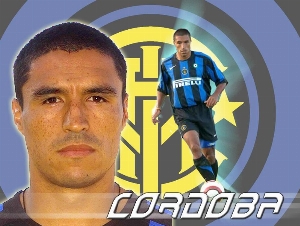 科尔多巴：还剩8轮联赛只领先6分，国米要认识到冠军竞争依然开放