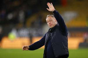 波黑主帅指责布隆德比主帅故意弃用波黑球员，对方回应：牵强附会