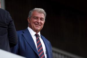 拉波尔塔纪念克鲁伊夫：他是我的榜样，为巴萨做决策时都会想到他