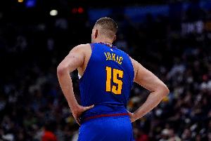 约基奇剩余10场需送出68助 便可再次完成赛季场均三双壮举！