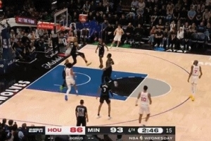 这球硬气！申京掩护后下顺 接球起飞单臂暴力隔扣戈贝尔！